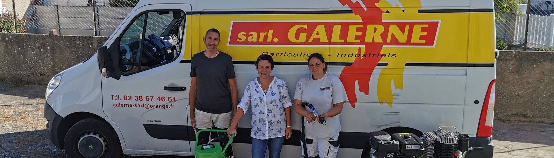 Entreprise SARL Galerne, spécialiste  les services de ravalement de façade, revêtement de sols et murs, papiers peints, peinture et aérogommage. 